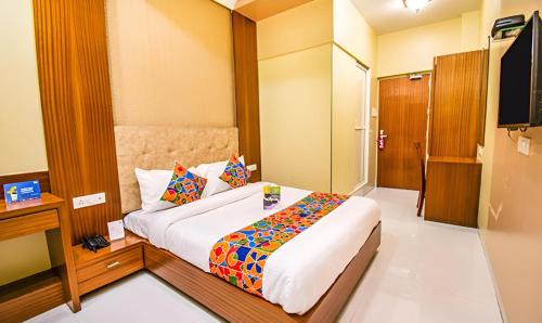 Glitz Hotels New Seven Hills - Nr International Airport Mumbai