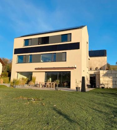 Gold Haus 2