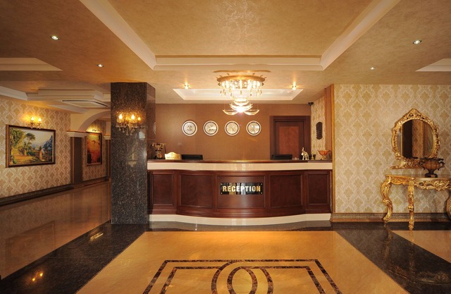 Golden Lake Hotel