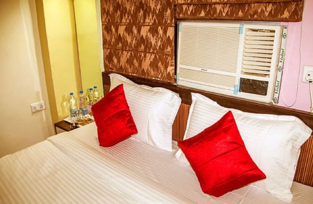 Golden Plaza Guest House - Kolkata