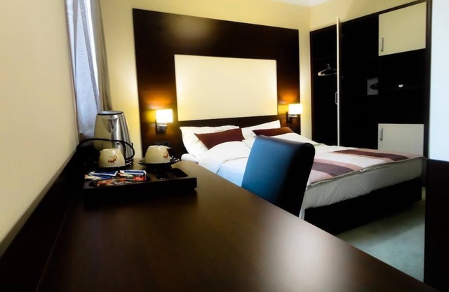 Golden Star Hotel