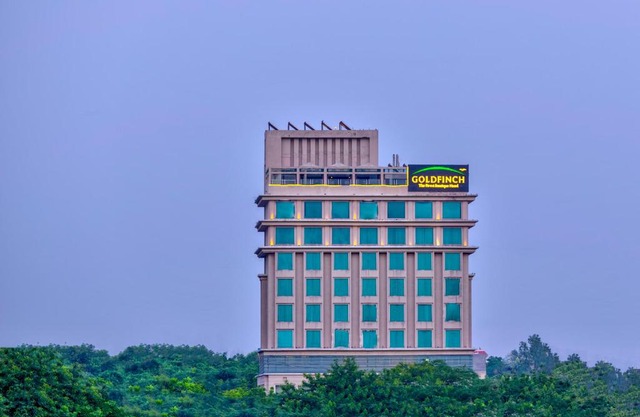 Goldfinch Hotel Delhi NCR