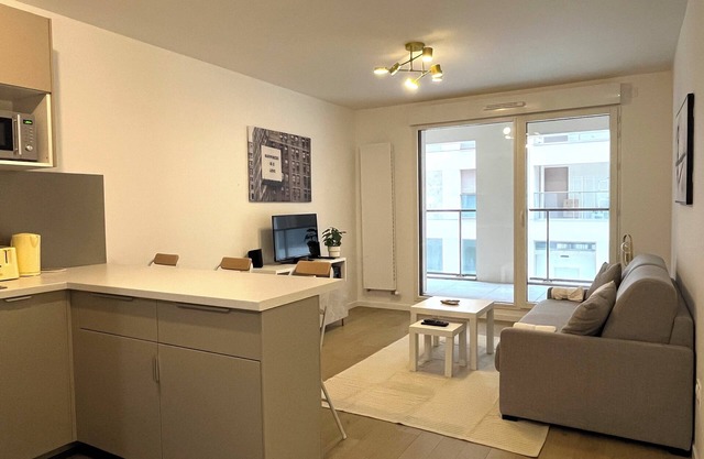 GooodGuest - Cosy Apartment New Bulding Clichy 4PAX