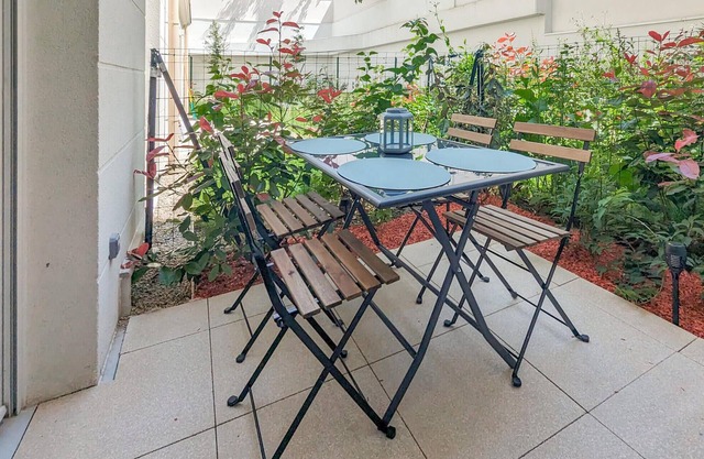 Gorgeous apartment in Gagny with WiFi