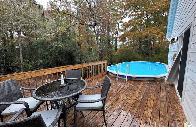 Gorgeous Beach Home, Private Pool, Steps to Beach, Restaurants, Nightlife!