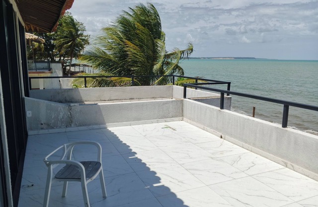 Gorgeous 6-bedroom house with WiFi in Barra de Santo Antônio