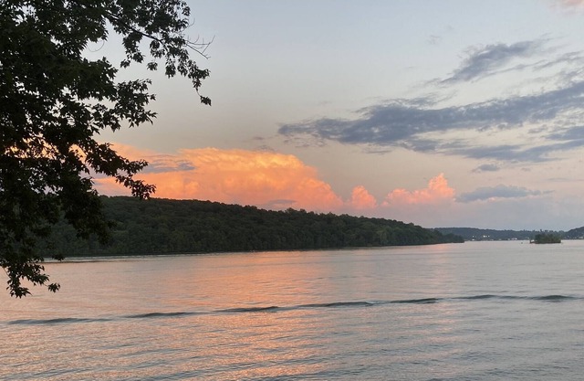 Gorgeous Candlewood Lake Lake House