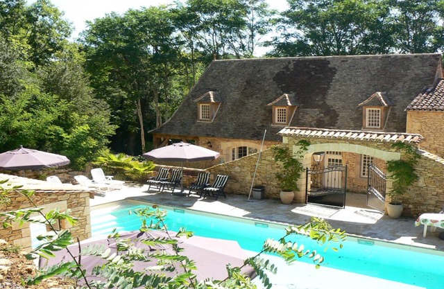 Gorgeous Country House 152m2 with large luxurious pool 14.5m x 6m