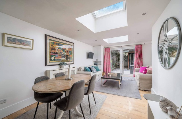 Gorgeous flat with garden in Battersea