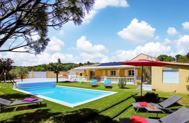 Gorgeous home in Mountboucher sur Jabro