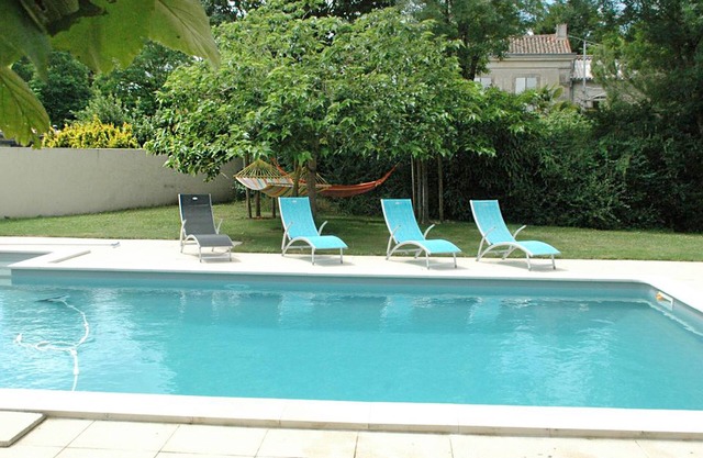 Gorgeous property 390m2/5000m2 - 30 Km La Rochelle/15 Km Venise Verte