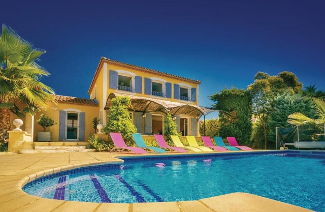 Gorgeous Home In Thézan-Lès-Béziers With Wifi