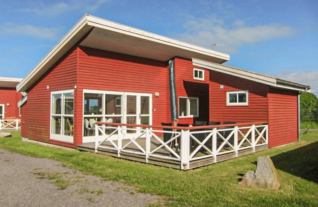 Gorgeous home in Gudhjem with WiFi