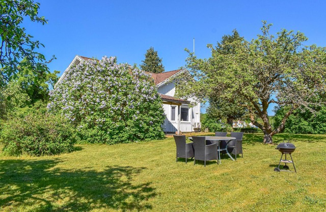 Gorgeous home in Listerby with kitchen