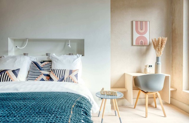 Gorgeous Light-Filled Haven in Ghent's Historic Building