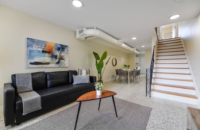 Gorgeous Monthly Stay Close to Miami Beach