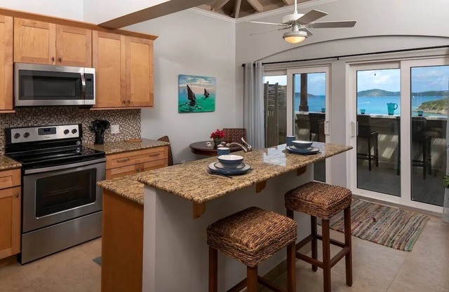 Gorgeous one bedroom penthouse with breathtaking view