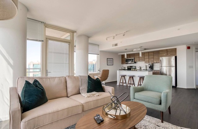 Gorgeous Tysons Corner 2BR w/Pool & Fire Pit, nr Mall, by Blueground