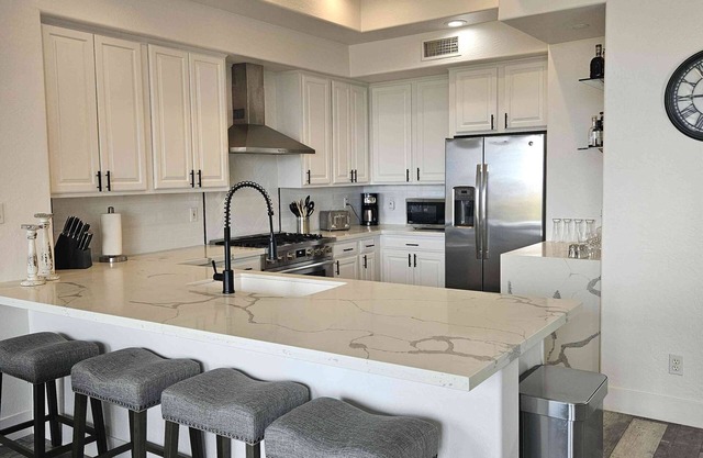 Gorgeous view 2-bedroom townhome on Troon North Golf Course in North Scottsdale