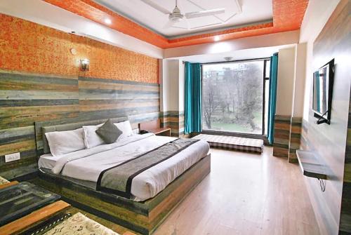 Goroomgo Hotel Anupam Resort Dharamshala