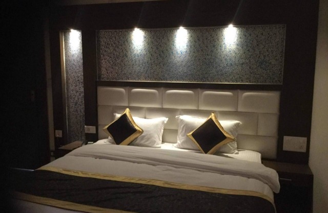 Goroomgo Kavyansh Villa Bhimtal