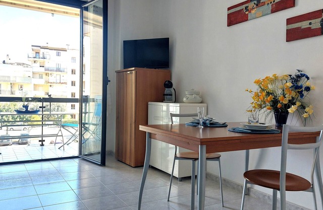 GP Sea House - Two Bedroom Apartment, Sleeps 5