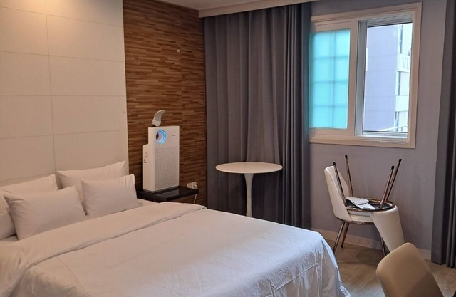 Grace Hotel