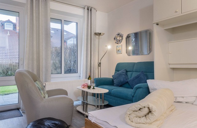 Graceful and latter day: This cute furnished ground floor suite of approximately
