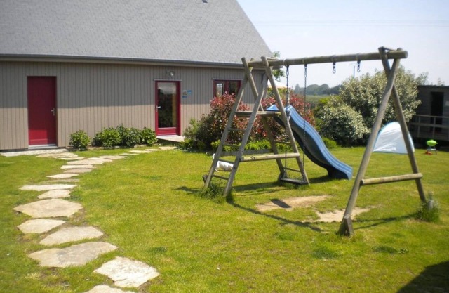 GRAIN DE BLE * STARS 700 METERS FROM THE BEACHES BETWEEN CANCALE AND SAINT MALO