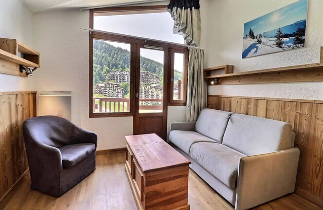 Grand Bois Residence B - CONFORTABLE 2 PARTS, SKIS TO PIEDS AND NEAR TRADE
