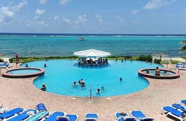 Grand Cayman, Morritt's Tortuga Club! 1 Bedroom suite. Book now! Best Rates!