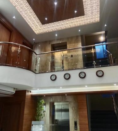 Grand Courtyard Business Hotel