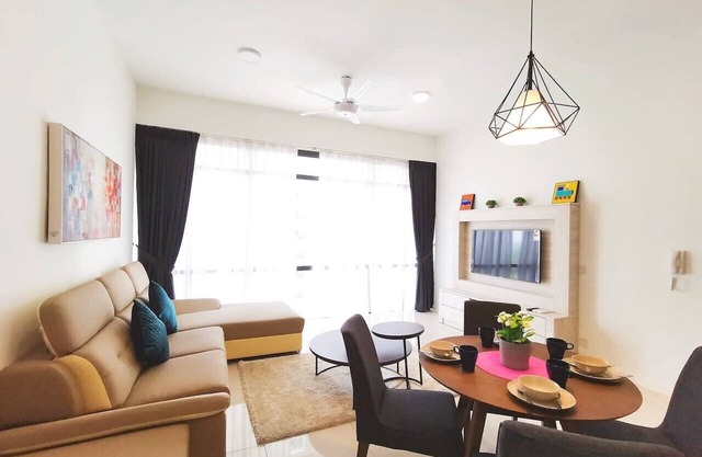 Grand Medini Legoland (6pax) WIFI @ JB City Home
