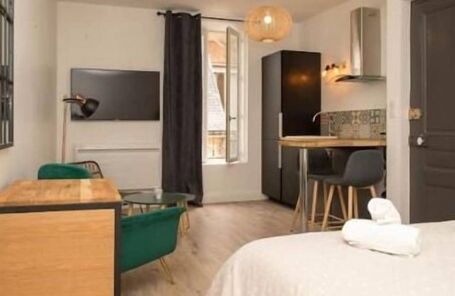 Grand studio industriel dans le centre historique