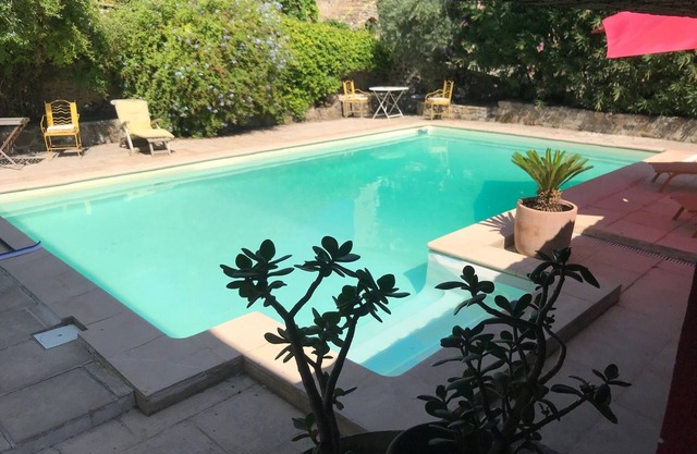 Grande Maison Familiale de Charme, Jardin, Piscine 12 Pers., 5 Ch., 4 Sdb, 4 wc