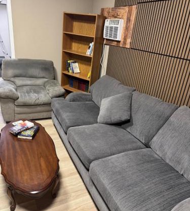 Great 1BR Apartment near VIA Rail