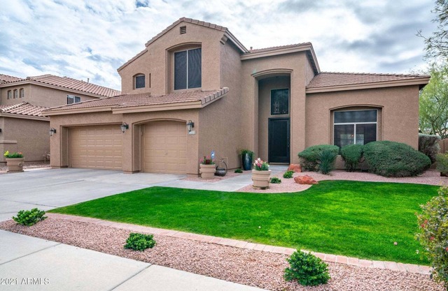 GREAT 4-Bedroom HOME with POOL - PRIME location in Desert Ridge - PET Friendly