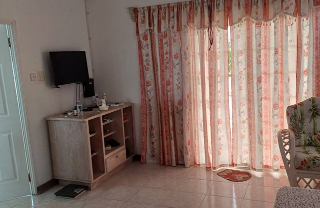 Great, Centrally located appartment with extra large rooms
