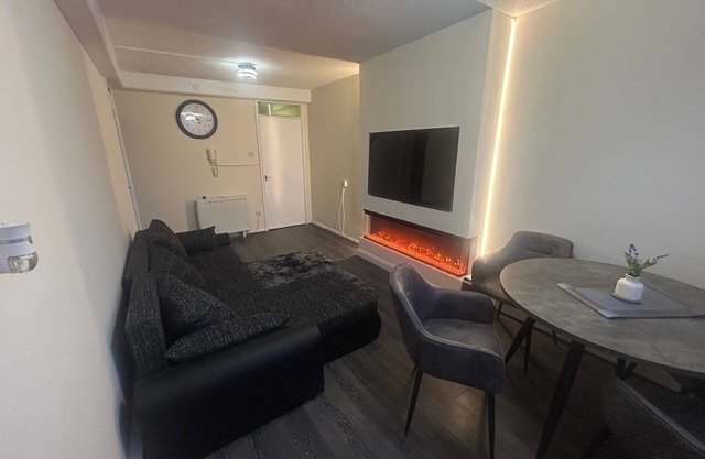 Great location nice & comfy 5 mins from the famous Manchester museum