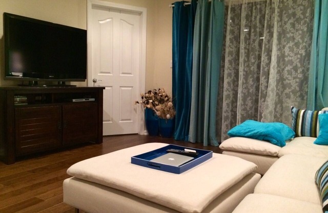 Great Placel! Modern Two Bedroom! CLOSE TO THE BEST LA AND DISNEY LAND CAN OFFER