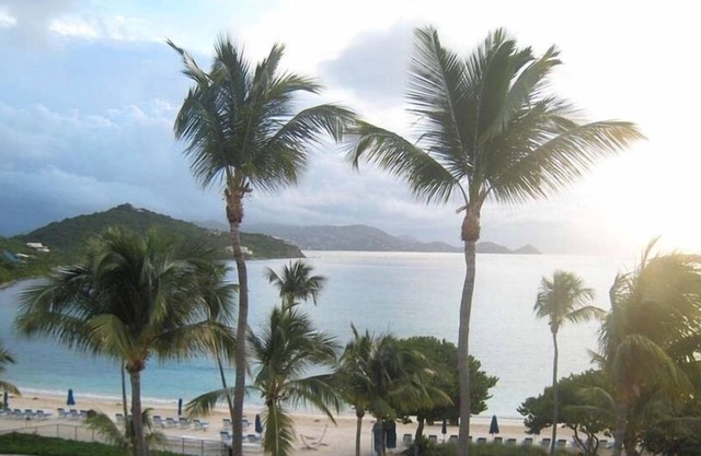 GREAT PRICES & PERSONAL SERVICE: 6999! RITZ CLUB 3BR, ALL UNITS! EMAIL ME