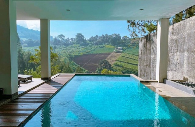 Green Forest Plantation View 6BR with Infinity Pool