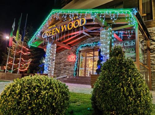 Green Wood Hotel & Spa