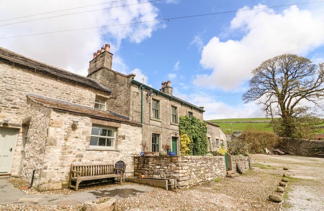 GREENGATES FARM, pet friendly in Horton-In-Ribblesdale