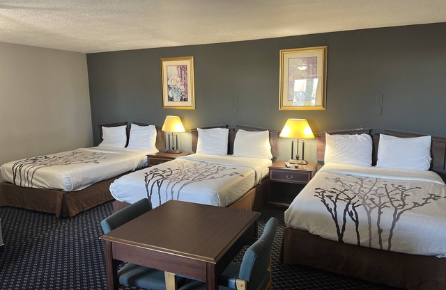 Greensburg Inn
