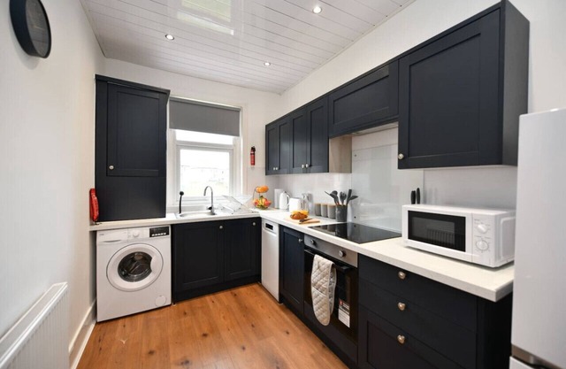 Greensleeves Place -Stunning 2 bedroom apartment in Troon
