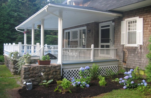 Gruesome Gables - Beautiful 5 bedroom summer cottage near Blue Hill Village