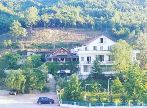 Guest House Erzeni