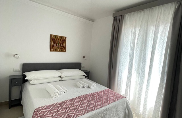 Guest House 'Grazia Deledda' with Shared Terrace, Wi-Fi and Air Conditioning