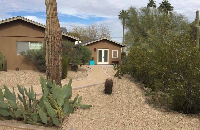 Guest House in Scottsdale